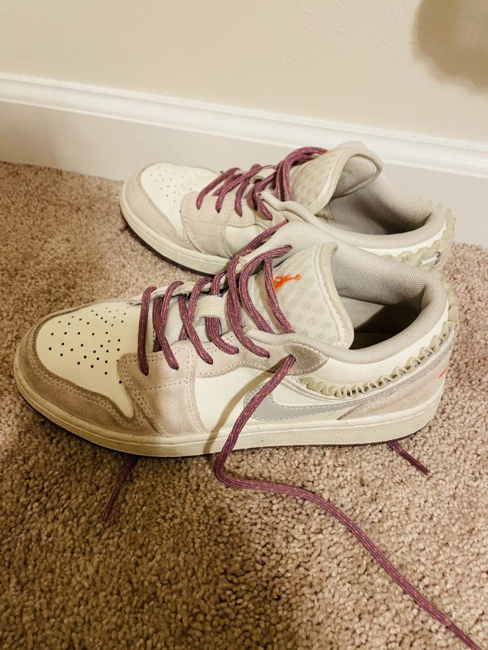 Air Jordan 1 Low SE Sail Violet Dust Sneakers 5.5Y Women’s 7